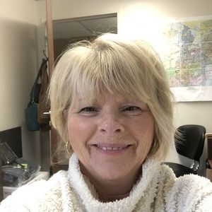 Meet your Posher, Dee